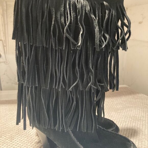 Ralph Lauren fringe boots - Picture 2 of 3